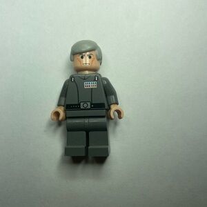 LEGO Star Wars Minifigure Grand Moff Tarkin (Genuine)